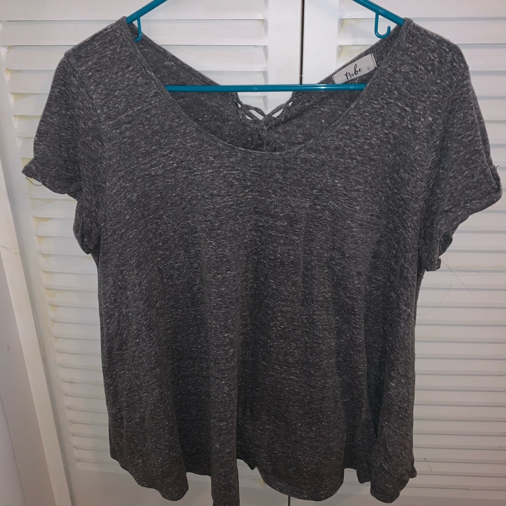 TRIBE short sleeve flow top.